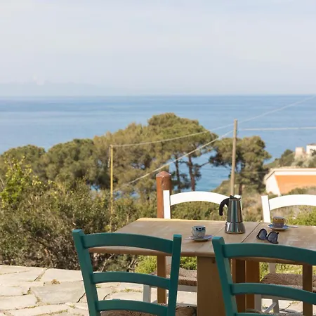 Holiday home Il Nespolo - Helloelba *