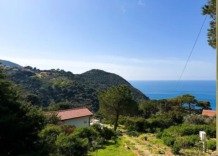 Holiday home La Lucciola - Helloelba Patresi